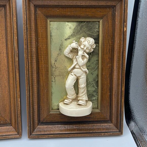 Mid Century shadow box plaster 3D Sculptural Little Musicians.Description! - Picture 3 of 12